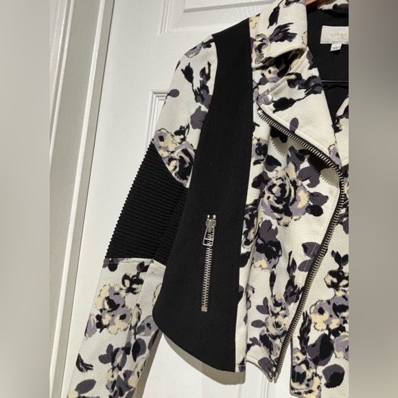 Wilfred. Aritzia Montesson Motor biker Floral Jacket / size 0 - Picture 4 of 14